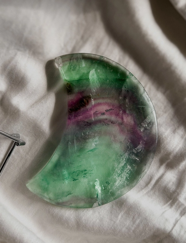luna in Fluorite Arcobaleno